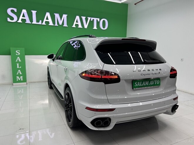 Porsche Cayenne Turbo 2016, 133,000 km - 4.8 л - Bakı