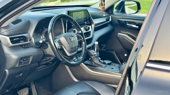 Toyota Highlander 2022, 94,000 km - 2.5 l - Bakı