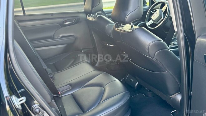 Toyota Highlander 2022, 94,000 km - 2.5 l - Bakı