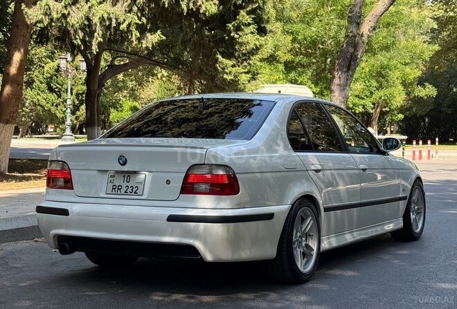 BMW 525 2003, 275,000 km - 2.5 l - Bakı