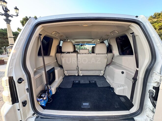 Mitsubishi Pajero 2011, 238,400 km - 3.5 л - Bakı