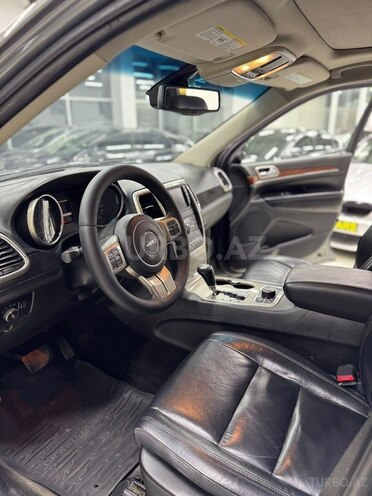 Jeep Grand Cherokee 2011, 274,000 km - 3.6 л - Bakı