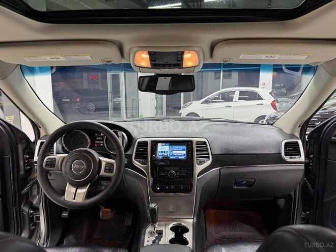 Jeep Grand Cherokee 2011, 274,000 km - 3.6 л - Bakı