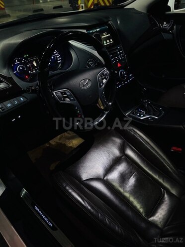 Hyundai Grandeur 2015, 217,000 km - 2.2 l - Bakı