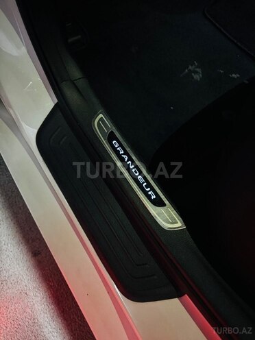 Hyundai Grandeur 2015, 217,000 km - 2.2 l - Bakı