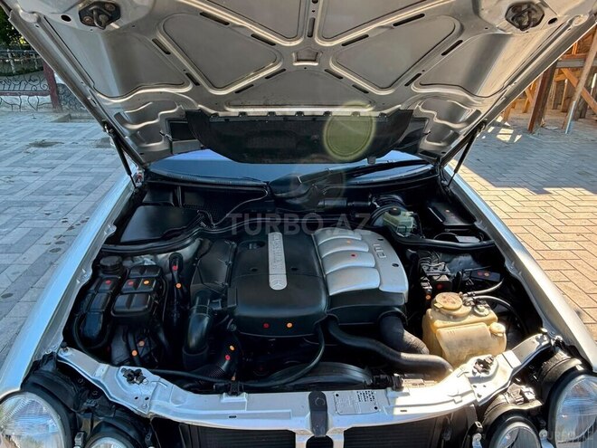 Mercedes E 220 2000, 345,000 km - 2.2 l - Sabirabad