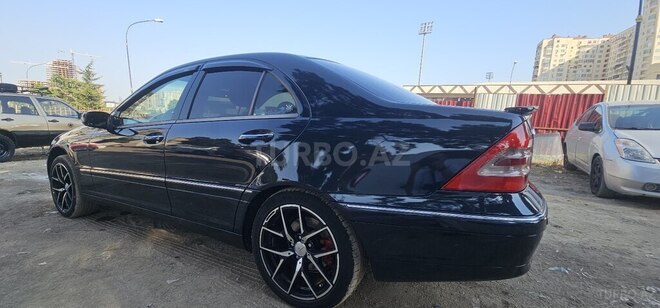 Mercedes C 240 2000, 354,000 km - 2.6 l - Bakı