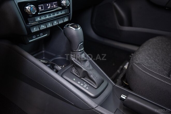 Skoda Rapid 2021, 104,000 km - 1.6 l - Bakı