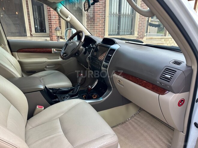 Toyota Land Cruiser Prado 2008, 330,000 km - 4.0 л - Bakı