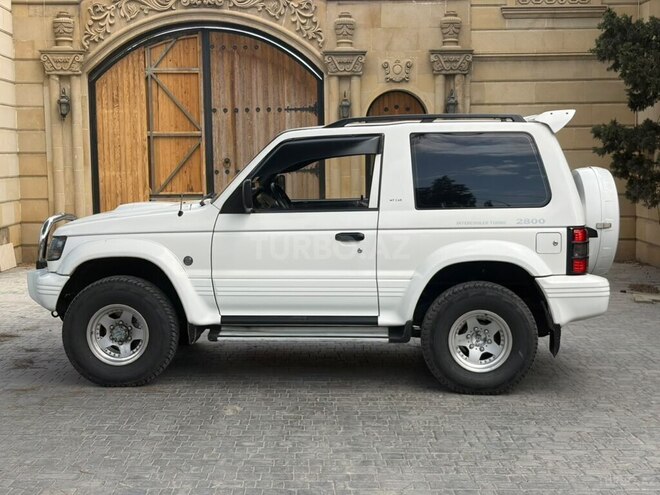 Mitsubishi Pajero 1996, 430,000 km - 2.8 l - Bakı