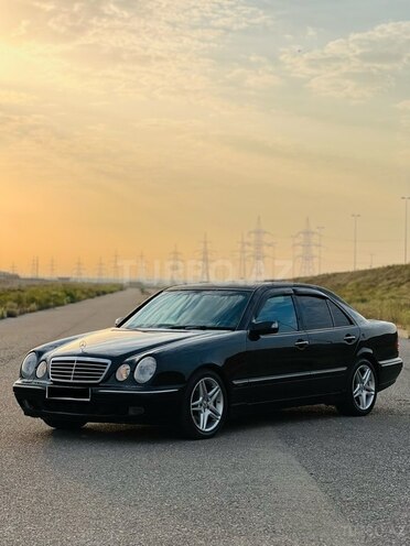 Mercedes E 280 2001, 320,500 km - 2.8 l - Bakı