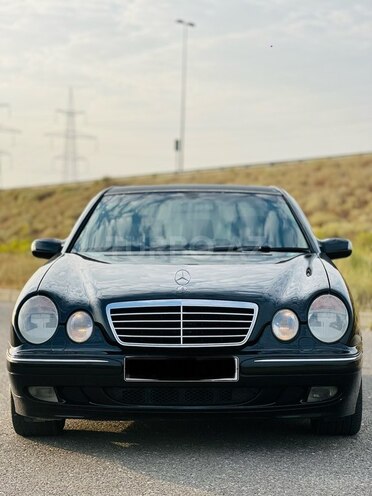 Mercedes E 280 2001, 320,500 km - 2.8 l - Bakı