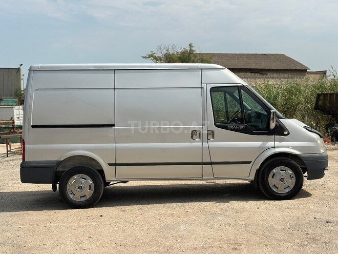 Ford Transit 2011, 270,000 km - 2.2 l - Bakı