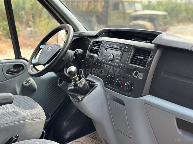 Ford Transit 2011, 270,000 km - 2.2 l - Bakı