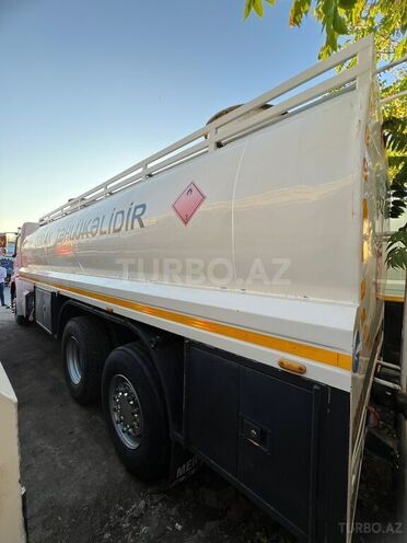 Mercedes Axor 2533 2010, 863,000 km - 7.5 l - Bakı