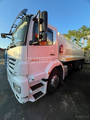 Mercedes Axor 2533 2010, 863,000 km - 7.5 l - Bakı