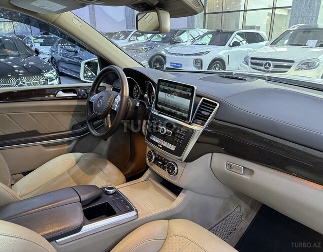 Mercedes GL 350 4MATIC 2013, 219,800 km - 3.0 л - Bakı