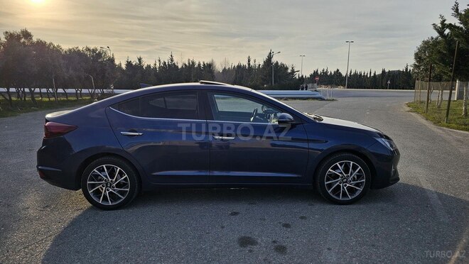 Hyundai Elantra 2019, 175,000 km - 2.0 л - Bakı