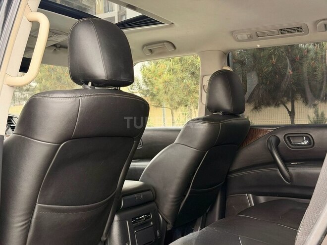 Nissan Patrol 2018, 120,000 km - 4.0 l - Bakı