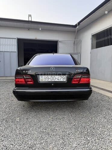 Mercedes E 270 2000, 257,000 km - 2.7 l - Lənkəran