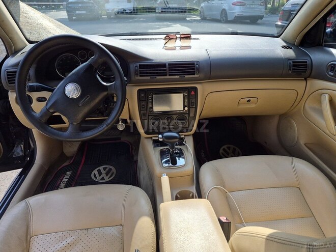 Volkswagen Passat 2004, 320,000 km - 1.8 l - Bakı