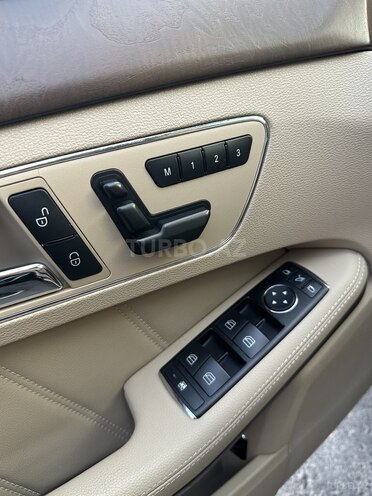 Mercedes E 300 2010, 139,000 km - 3.0 l - Bakı