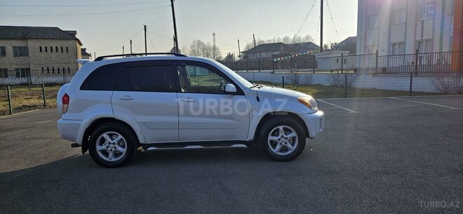 Toyota RAV4 2002, 320,000 km - 2.0 l - Masallı