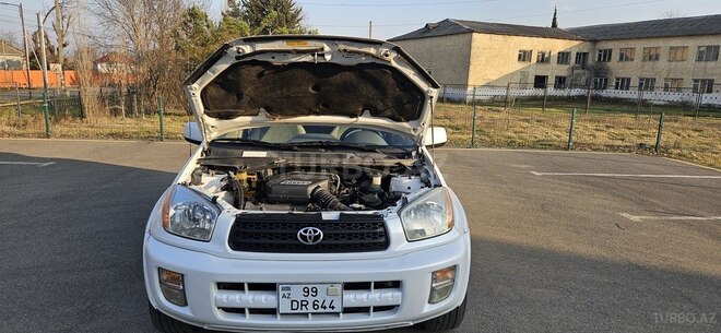 Toyota RAV4 2002, 320,000 km - 2.0 l - Masallı