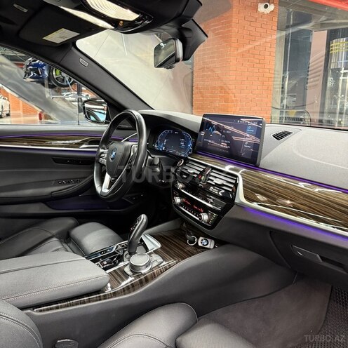 BMW 530e 2023, 53,000 km - 2.0 l - Bakı