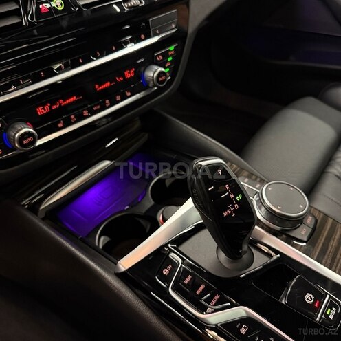 BMW 530e 2023, 53,000 km - 2.0 l - Bakı