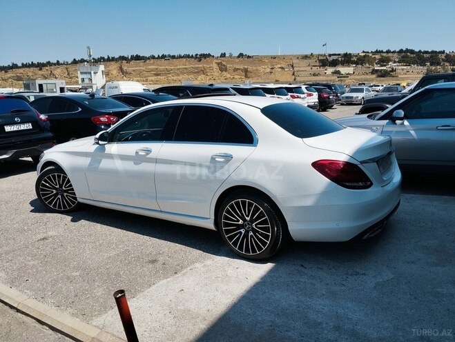 Mercedes C 220 d 2016, 185,500 km - 2.1 l - Bakı