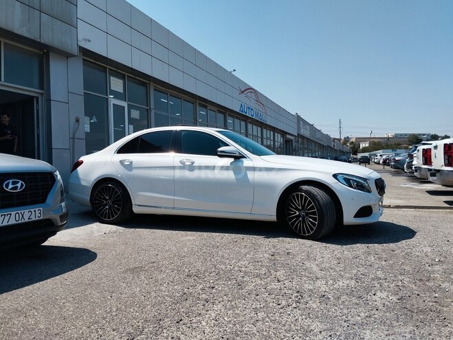 Mercedes C 220 d 2016, 185,500 km - 2.1 l - Bakı