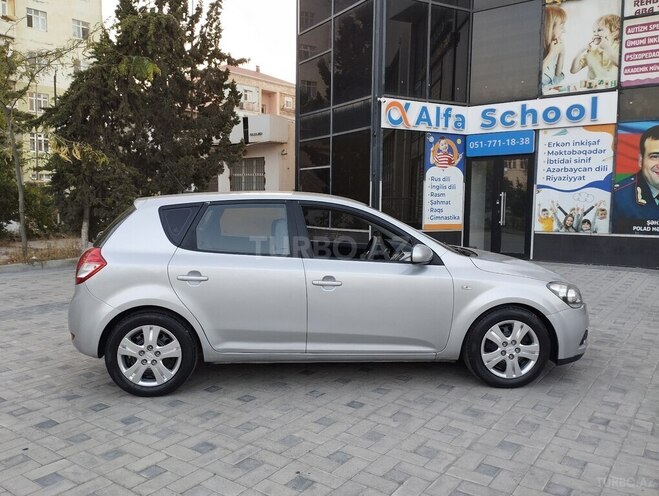 Kia Ceed 2011, 271,000 km - 1.4 l - Sumqayıt