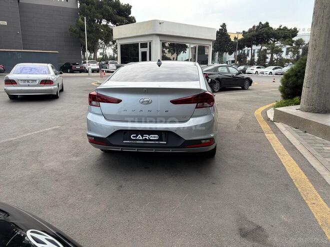 Hyundai Elantra 2019, 74,000 km - 1.6 l - Bakı