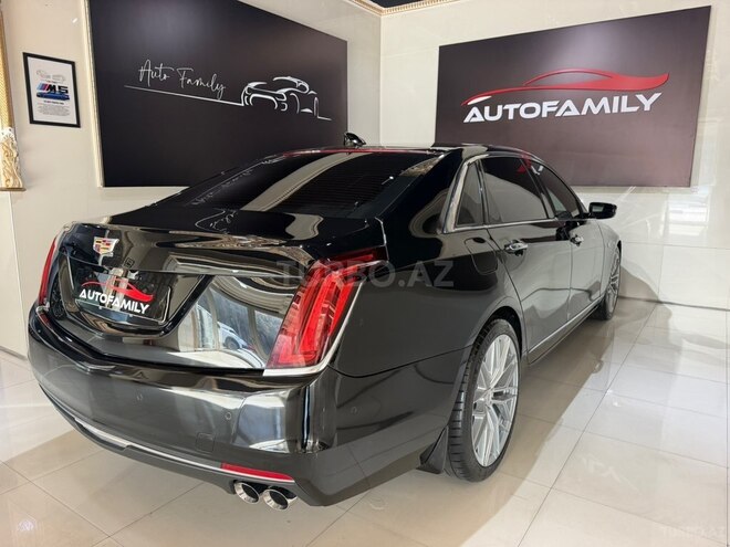 Cadillac  2018, 97,800 km - 2.0 l - Bakı