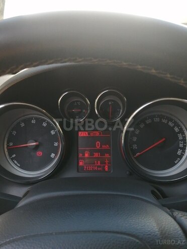 Opel Astra 2015, 213,000 km - 1.4 л - Bakı