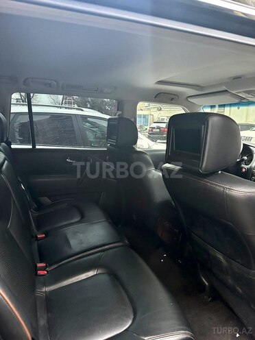 Nissan Patrol 2013, 216,000 km - 5.6 l - Bakı