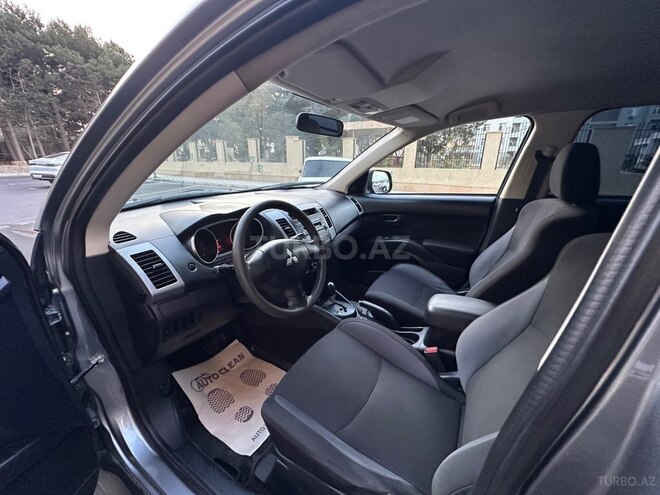 Mitsubishi Outlander 2012, 287,432 km - 2.4 l - Sumqayıt