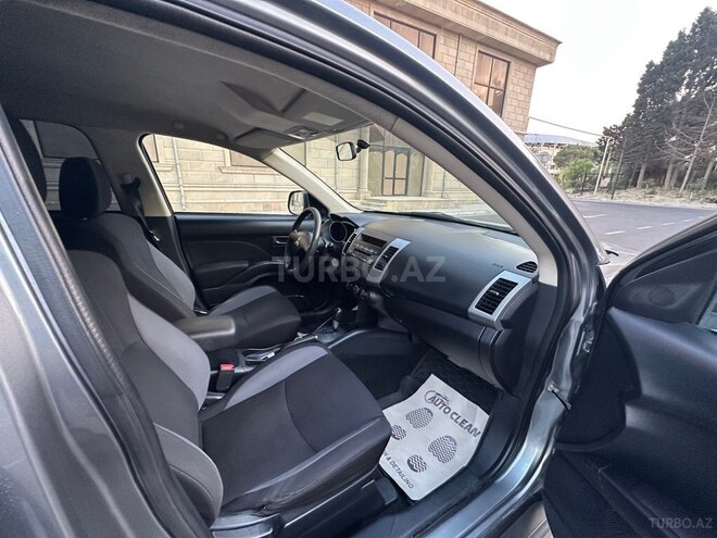 Mitsubishi Outlander 2012, 287,432 km - 2.4 l - Sumqayıt