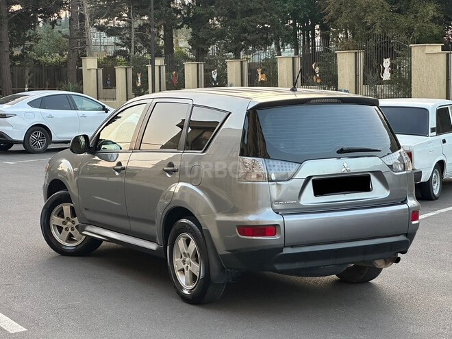 Mitsubishi Outlander 2012, 287,432 km - 2.4 l - Sumqayıt