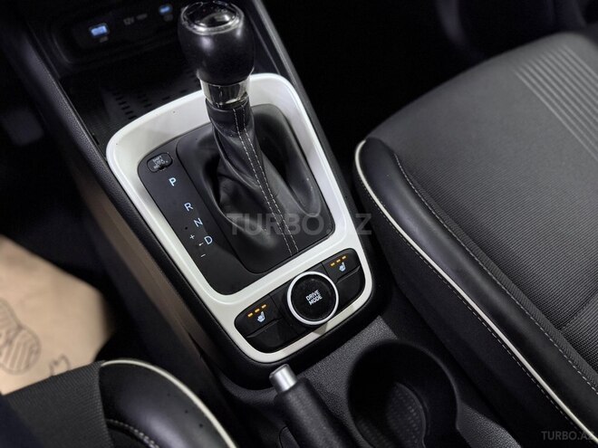 Hyundai Venue 2023, 83,000 km - 1.6 л - Sumqayıt