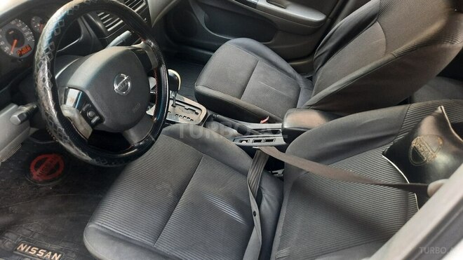Nissan Sunny 2010, 265,000 km - 1.6 l - Bakı