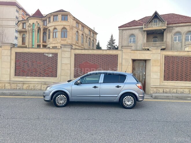 Opel Astra 2006, 290,000 km - 1.3 л - Bakı
