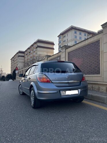 Opel Astra 2006, 290,000 km - 1.3 л - Bakı