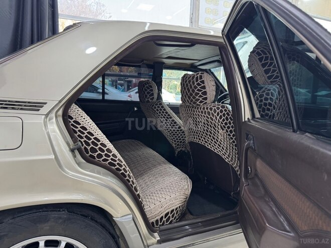 Mercedes 190 1990, 327,000 km - 2.0 l - Sumqayıt