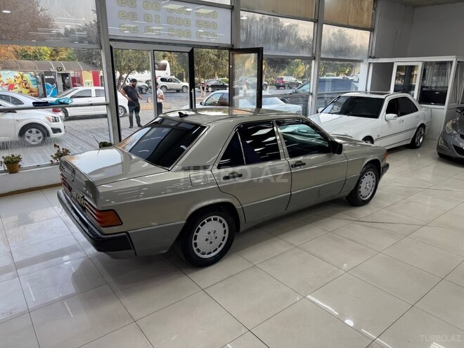 Mercedes 190 1990, 327,000 km - 2.0 l - Sumqayıt