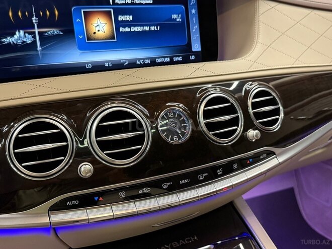 Mercedes-Maybach  2018, 49,000 km - 4.0 l - Bakı