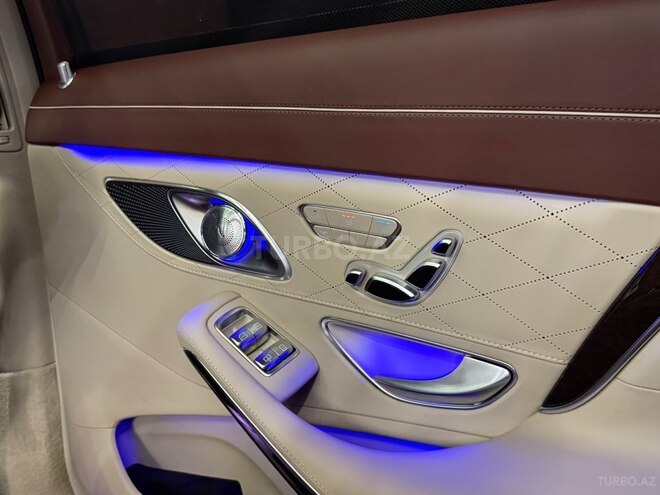 Mercedes-Maybach  2018, 49,000 km - 4.0 l - Bakı
