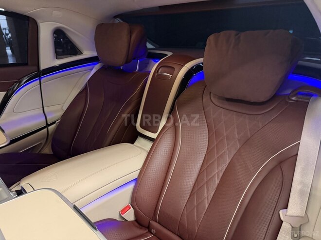 Mercedes-Maybach  2018, 49,000 km - 4.0 l - Bakı