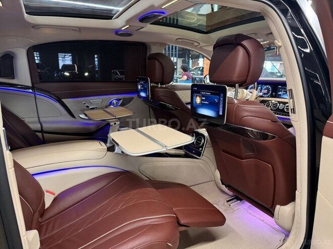 Mercedes-Maybach  2018, 49,000 km - 4.0 l - Bakı